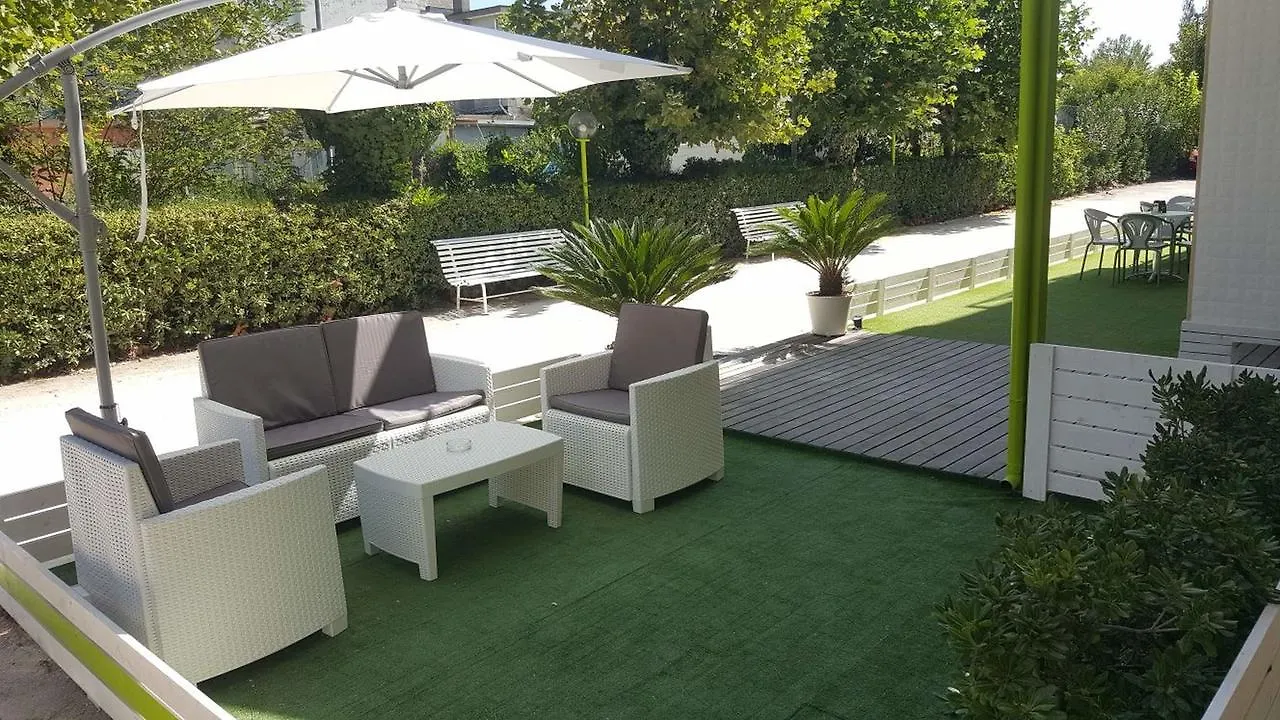 Hotel Villa Cesira Bellaria-Igea Marina 0*,  Italy